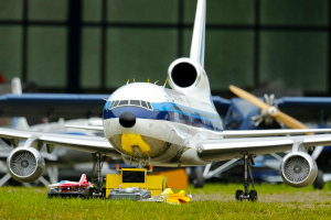 Avion de ligne miniature en modélisme RC à réacteurs